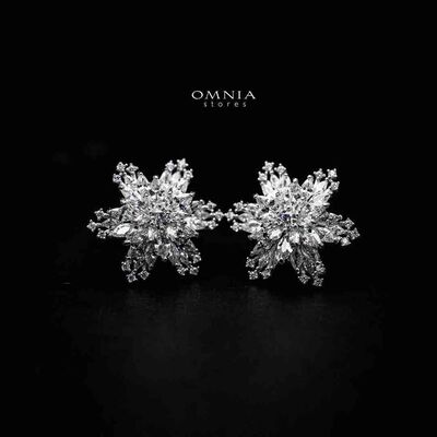 SUPER SALE!!! Omnia Sofia Floral Stud Earrings in 92.5 Silver with High Quality Iced Cut Stones