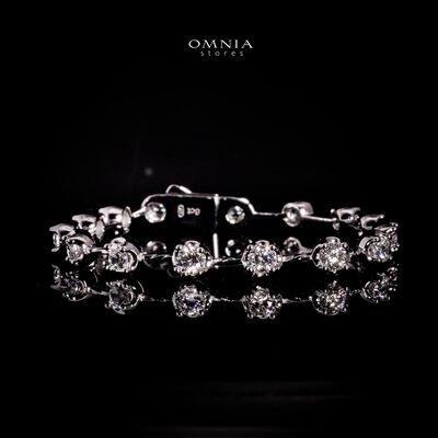 Omnia Mahdiya White Bracelet In 925 Silver With High Quality Lab Crafted Stones