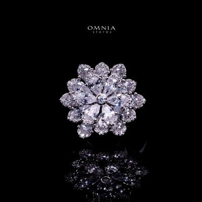 Omnia Damiyah White Floral Silver Ring in 925 Silver with High Quality Simulated Diamonds