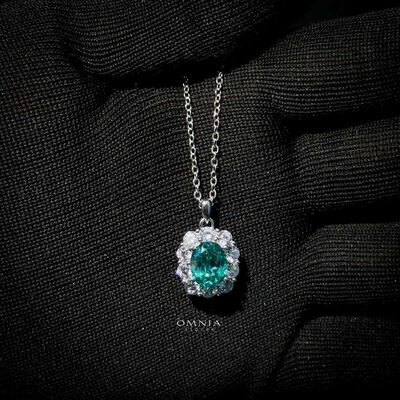 Omnia Mashael Necklace 92.5 Silver in High Quality Simulated Diamonds