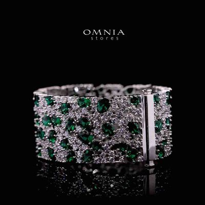 Omnia Thara Green and White Silver Bracelet in 925 Silver High Quality Simulated Diamonds Stones