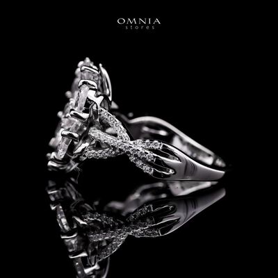 Omnia Chafia white 0.75 Carat Ring 92.5 Silver High Quality Simulated diamonds