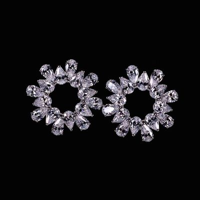 Omnia Ruqaiya White Flower Silver Stud Earrings In 925 Silver High Quality Certified Lab Crafted Stones