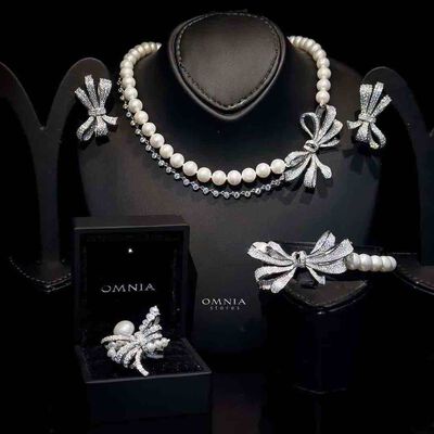Omnia Murphy Fresh Real Water Pearl Full Set in 92.5 Silver Accessories High Quality Simulated Diamonds