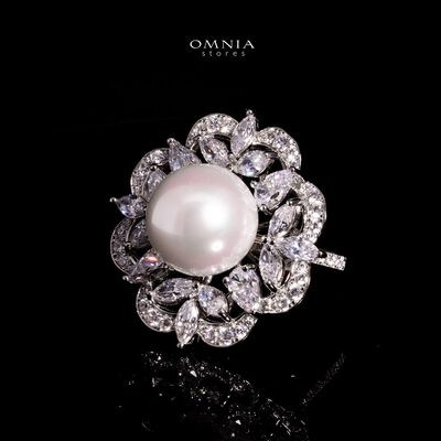Omnia Alaya White Pearl Ring With High Quality Lab Crafted Stones In 925 Silver