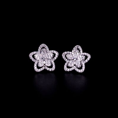 Omnia Saeeda White Star Earrings With High Quality Certified Lab Crafted Round Cut Stones In 925 Silver