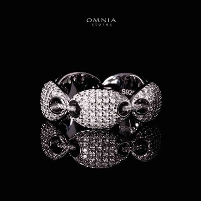 Omnia Naiya Silver Ring in 925 Silver With High Quality GRA Certified White Moissanite Stones