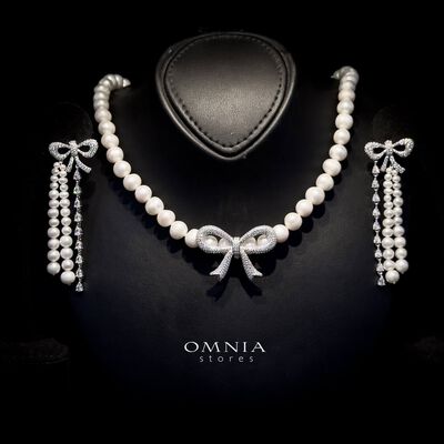 Omnia Zahraa Fresh Water Pearl Set in 92.5 Silver with High Quality Simulated Diamonds