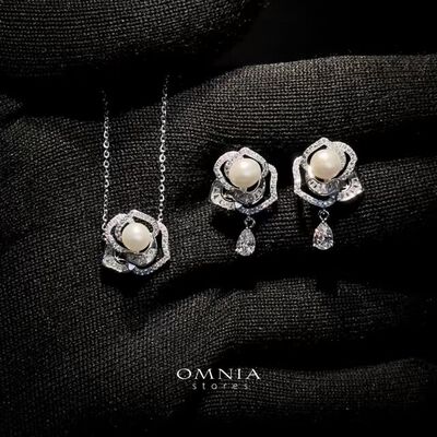 Omnia Evelina White Set in 92.5 Silver with High-Quality Zircon Stones