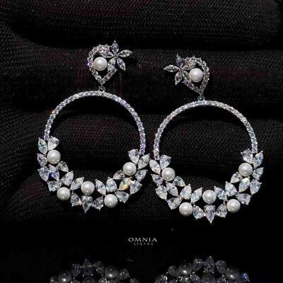 Omnia Rasha Earrings in High Quality Zircon Stone in Rhodium Plated