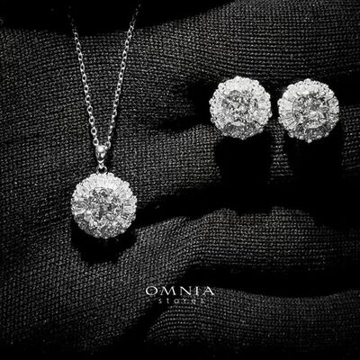 Omnia Zaina White Set in 92.5 Silver with High-Quality Ice Cut Stones