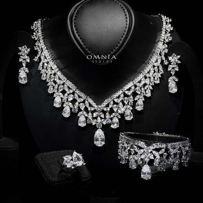 Omnia Princess White Luxury Bridal Full Set with Pear-Cut High-Quality Simulated Diamonds Rhodium Plated