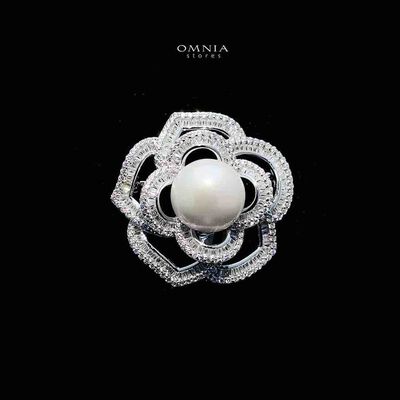 Omnia Sophia Pearl Flower Brooch in 92.5 Silver with High Quality Simulated Diamonds