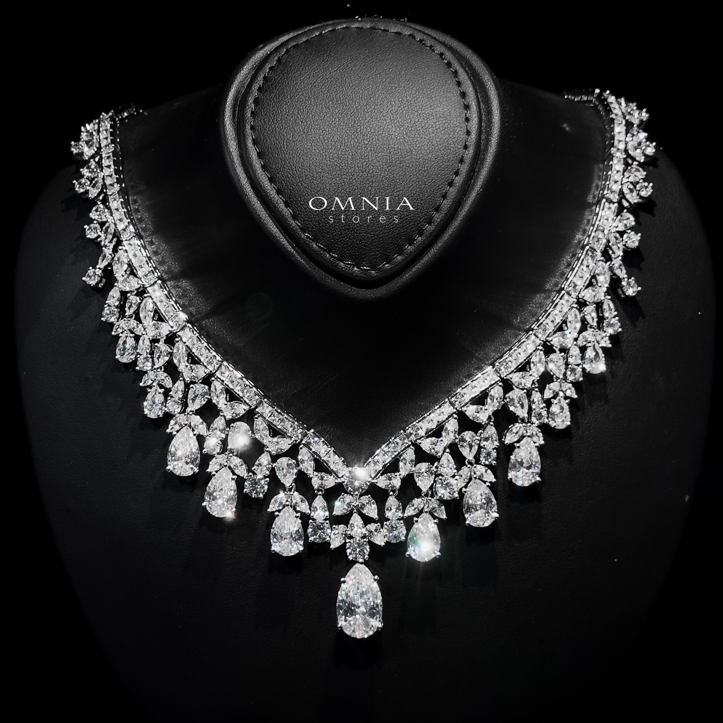 Omnia Princess White Luxury Bridal Full Set with Pear-Cut High-Quality Simulated Diamonds Rhodium Plated image number null