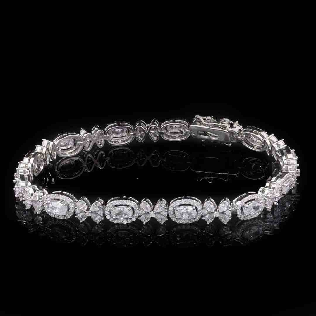 Omnia Zuhra White Bracelet in 925 Silver with High Quality Simulated Diamonds image number null