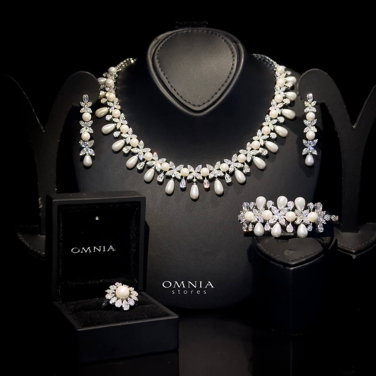 Omnia Shulai Pearl Luxury Bridal Full Set Accessories in High Quality Zircon Stone in Rhodium Plated image number null