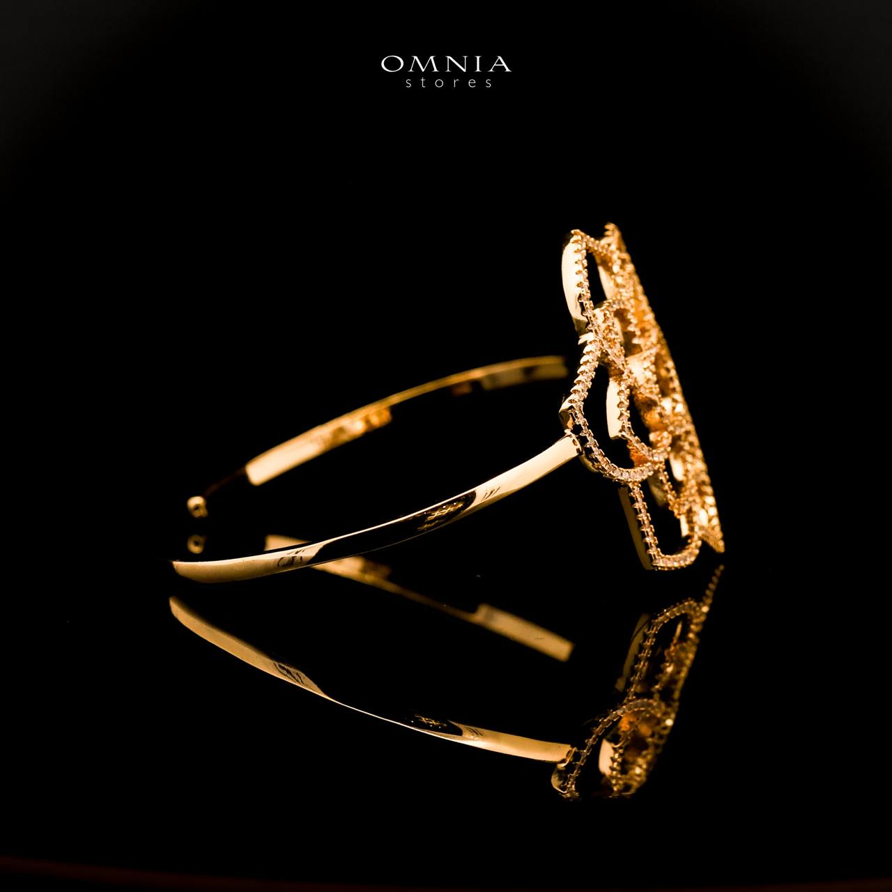 Omnia Qamarina Golden Flower Design Bangle With Rhodium Plated In High Quality Zircon Stone image number null