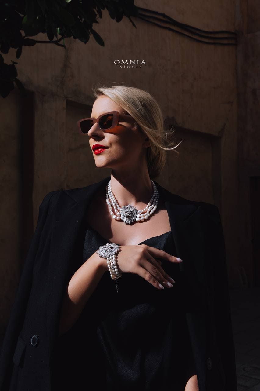 Omnia Fadia Fresh Real Water Pearl Necklace in High Quality Simulated diamonds image number null