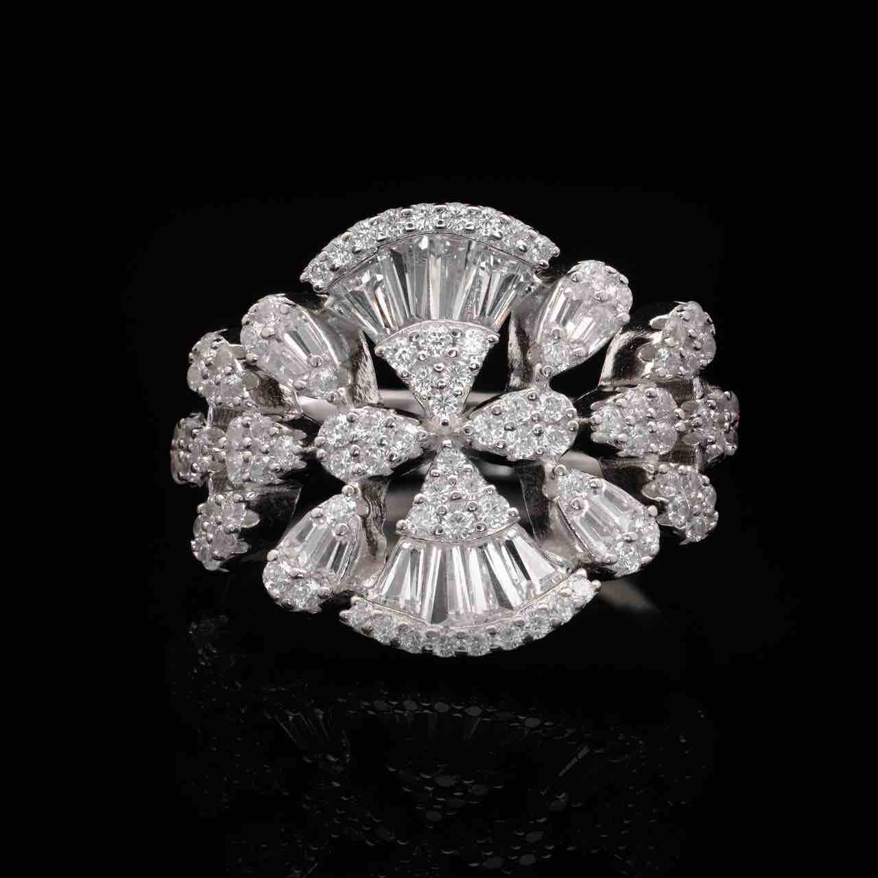 Omnia Rimal White Bridal Full Set in 925 Silver with High Quality Simulated Diamonds image number null