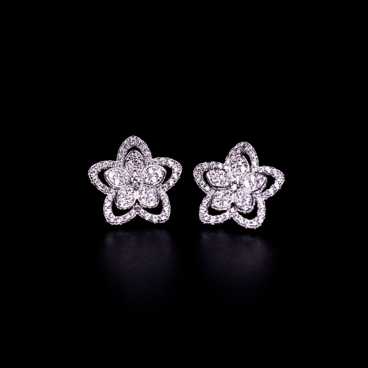 Omnia Saeeda White Star Earrings With High Quality Certified Lab Crafted Round Cut Stones In 925 Silver image number null