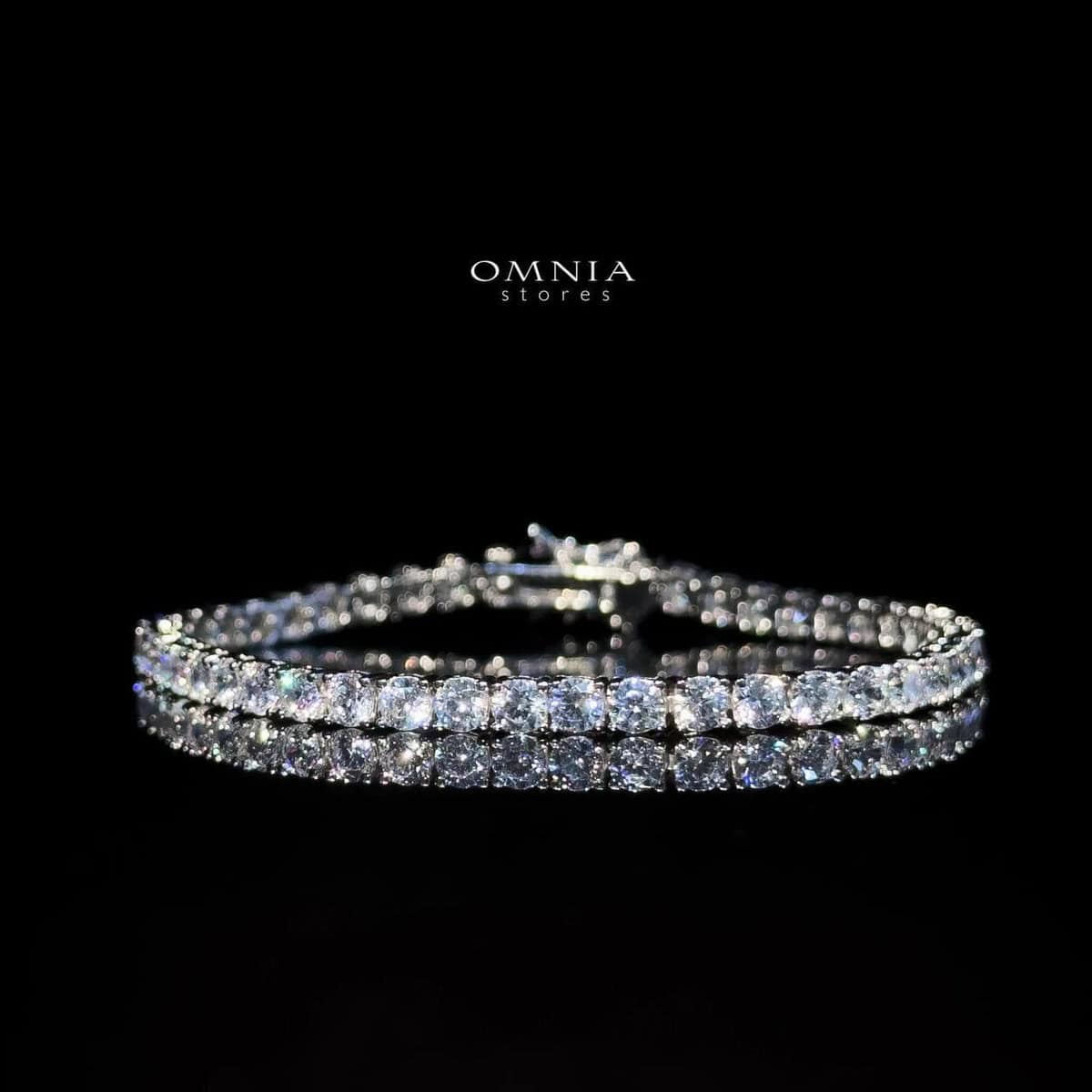 Omnia Imani White Radiant-Cut Tennis Bracelet 3.5mm in 925 Silver with Simulated Diamonds image number null