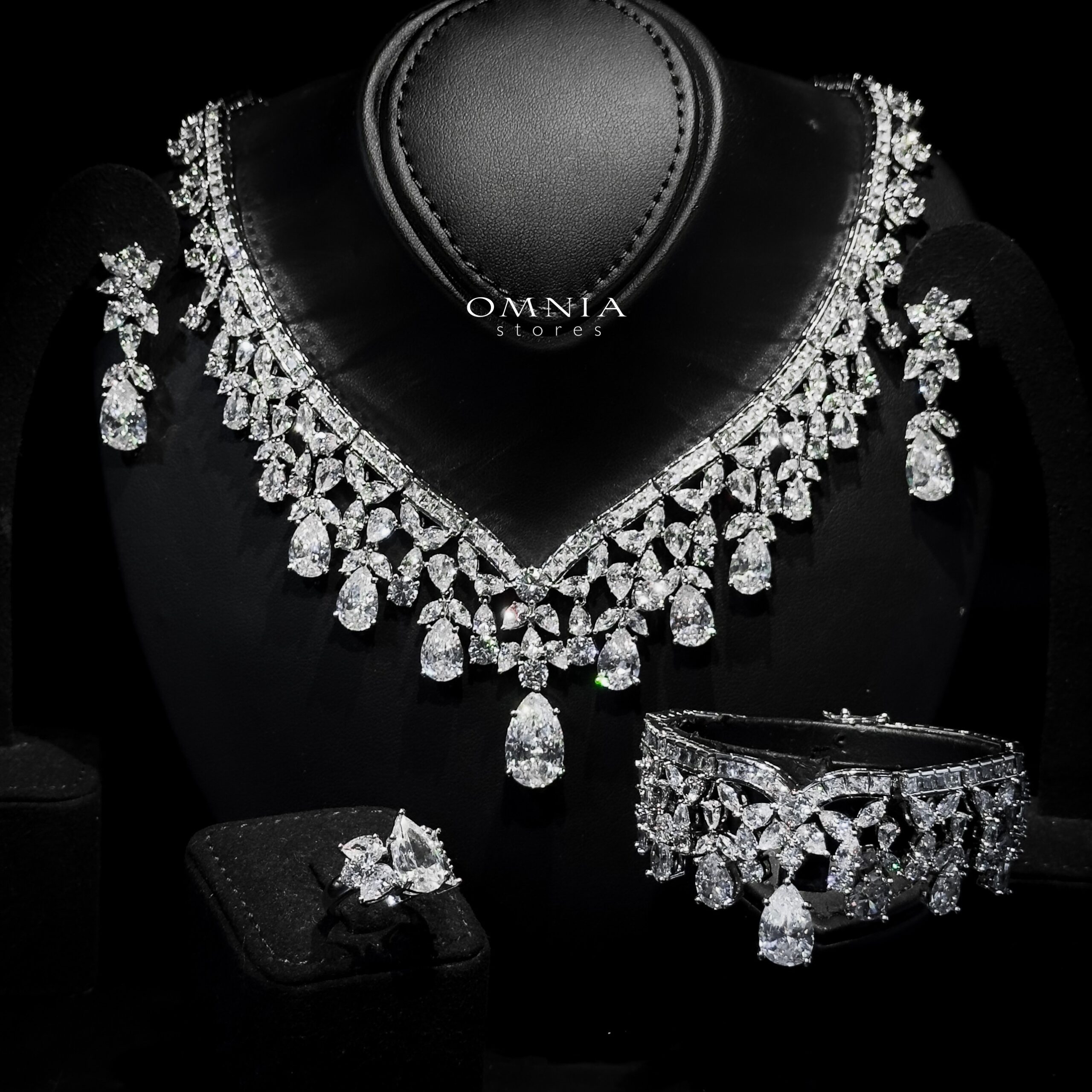 Omnia Princess White Luxury Bridal Full Set with Pear-Cut High-Quality Simulated Diamonds Rhodium Plated image number null