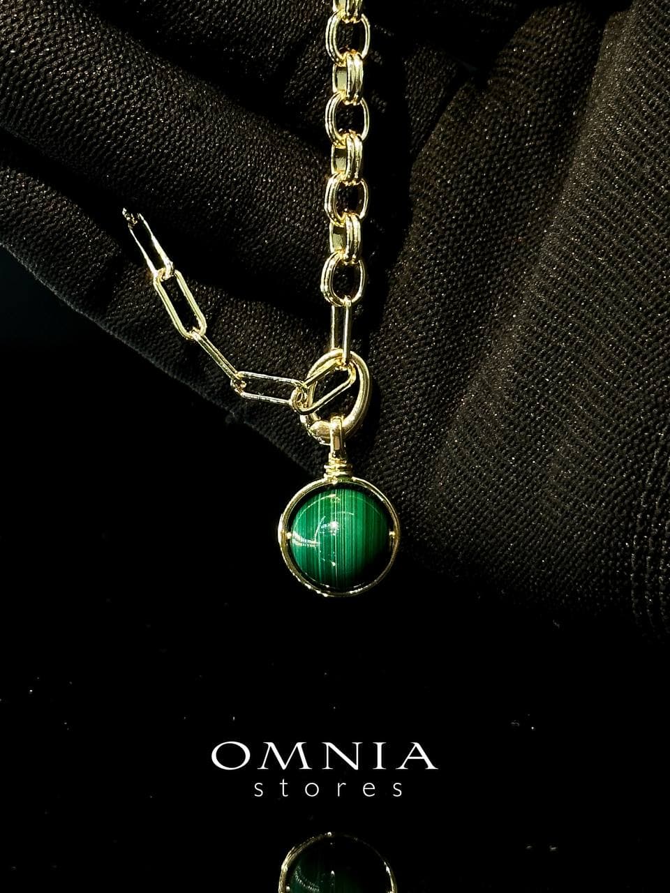 Omnia Nashita Bracelet in Malachite Stone in High Quality Zircon Stone in Rhodium Plated image number null
