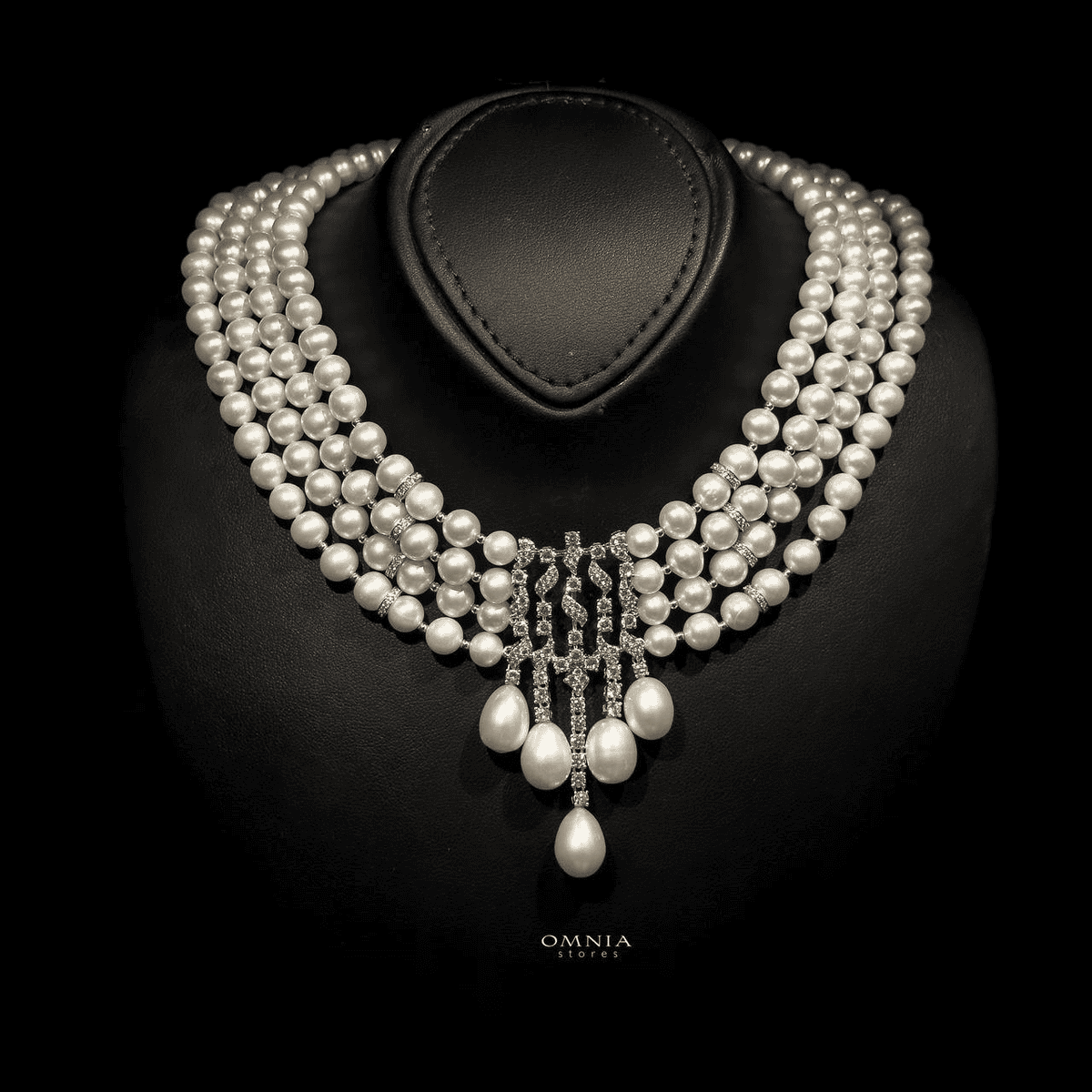 Omnia Behati Fresh Real Water Pearl Set In 92.5 Silver High Quality Simulated&nbsp;diamonds image number null