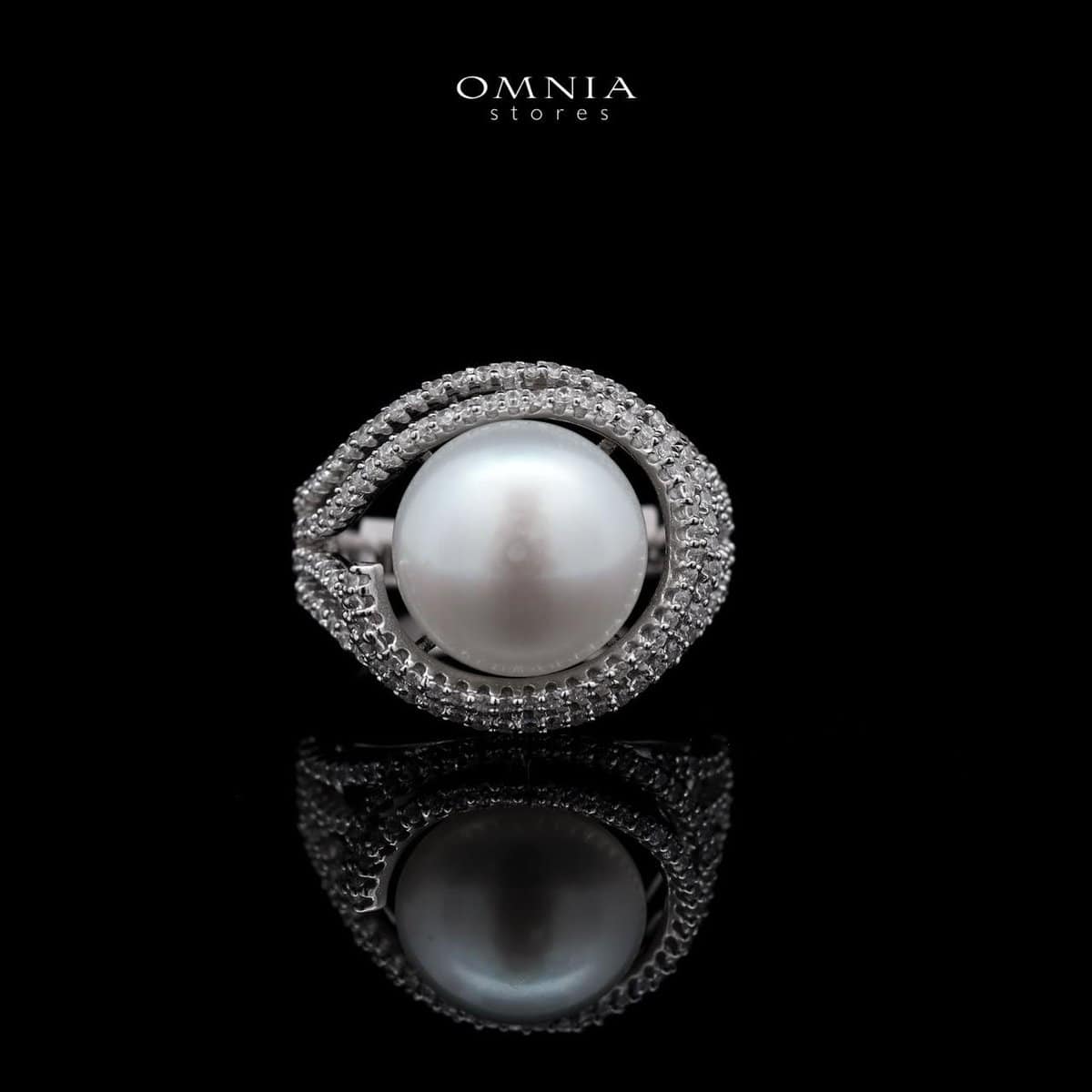 Omnia Reese Pearl Set in 92.5 Silver with High Quality Simulated Diamonds image number null