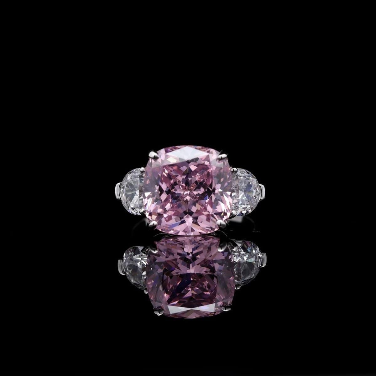 Omnia Sesable Pink Oval-Cut Statement Ring in 92.5 Silver with High-Quality Iced Cut Stones image number null