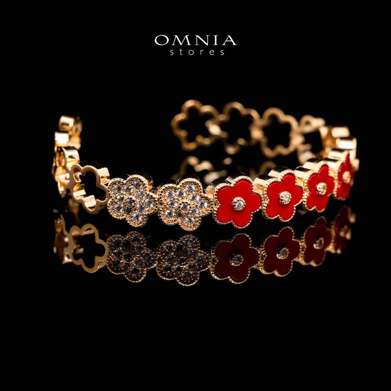 Omnia Golden Cuff With Bracelet and Ring with Red Star Shaped In Rhodium Plated image number null