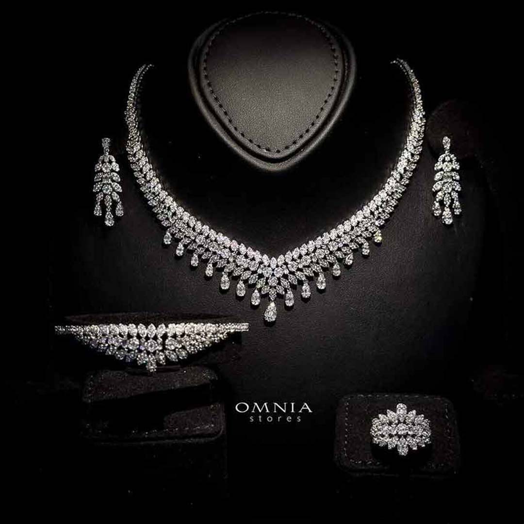 Omnia Sima White Luxury Bridal Full Set in High Quality Zircon Stone Rhodium Plated image number null