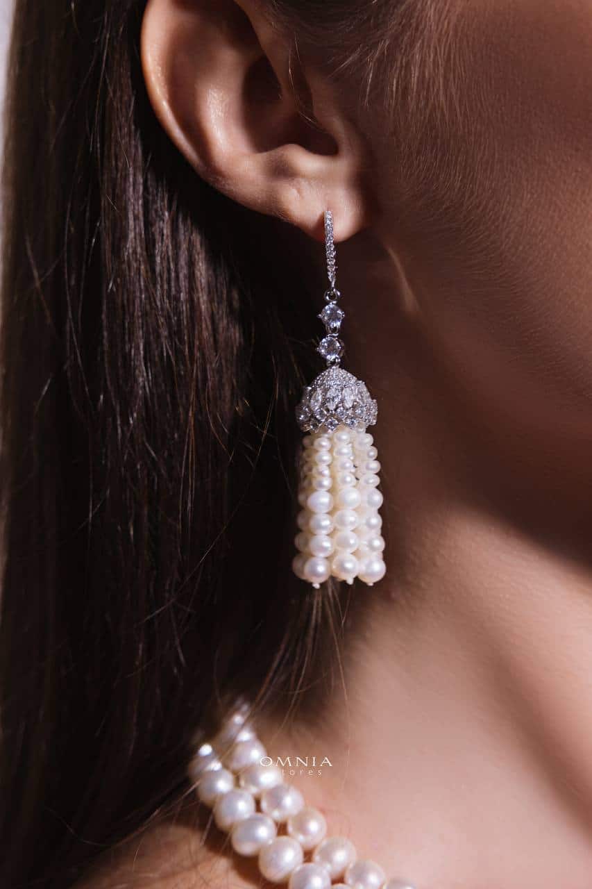 Omnia Dahlia Bridal Pearl Set with Ruby Red Stone in High-Quality Simulated Diamonds image number null