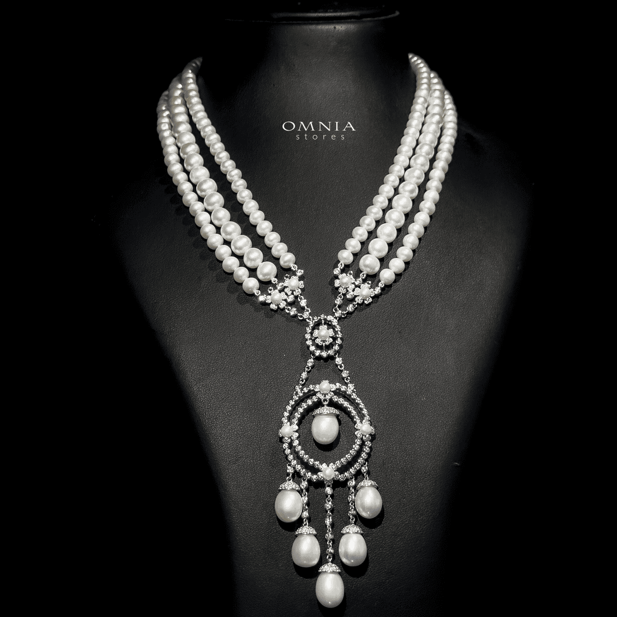 Omnia Amal Fresh Real Water Pearl Set in 92.5 Silver High Quality Simulated diamonds image number null