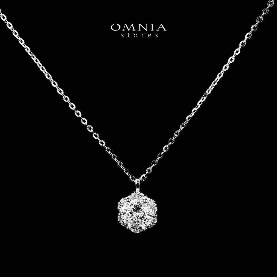 Omnia Atiqa White Pendant Necklace in 92.5 Silver with High-Quality Moissanite Stones image number null