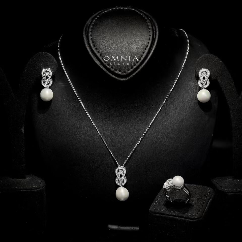 Omnia Alia Fresh Real Water Pearl Set in 92.5 Silver Accessories High Quality Simulated Diamonds image number null