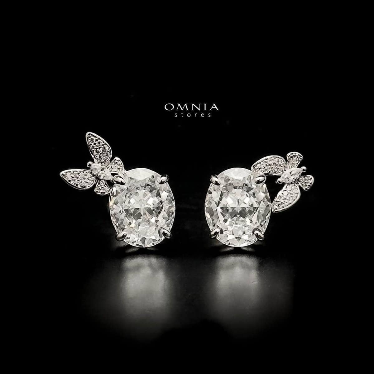 Omnia Maysun Pure White Bracelet in 92.5 Silver with High Quality Simulated Diamonds image number null
