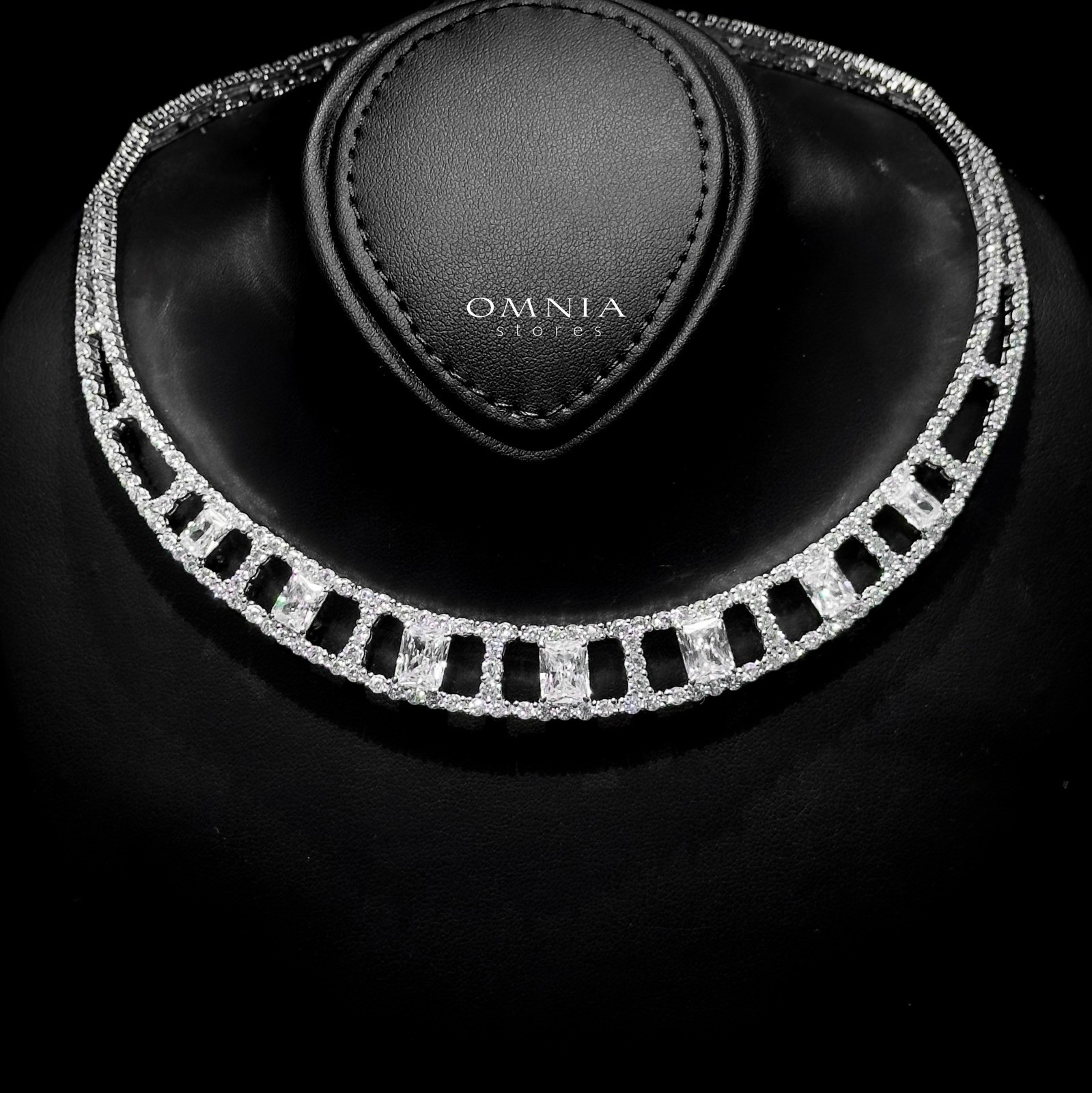 Omnia Alessandra White Necklace in 925 Silver with Emerald-Cut High-Quality Simulated Diamonds image number null