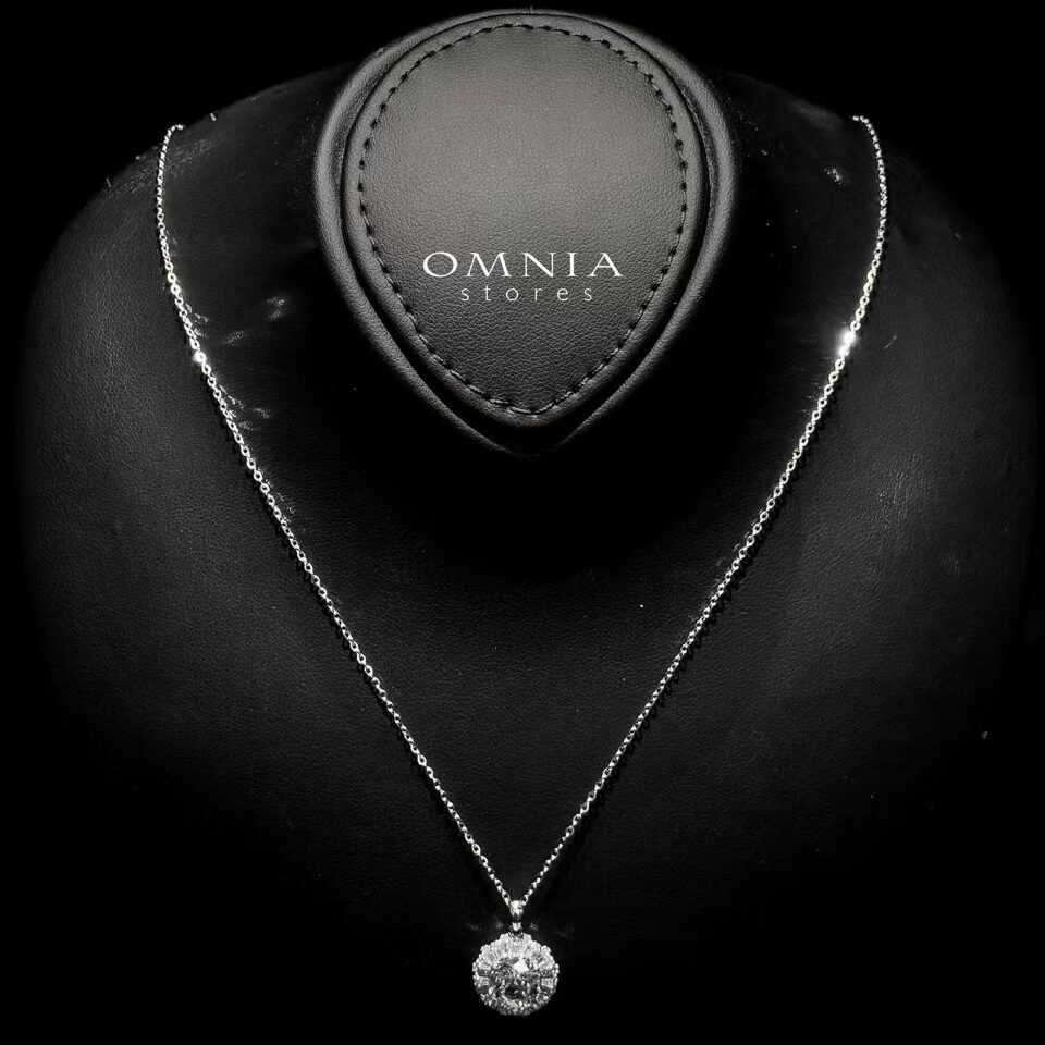 Omnia Zaina White Set in 92.5 Silver with High-Quality Ice Cut Stones image number null