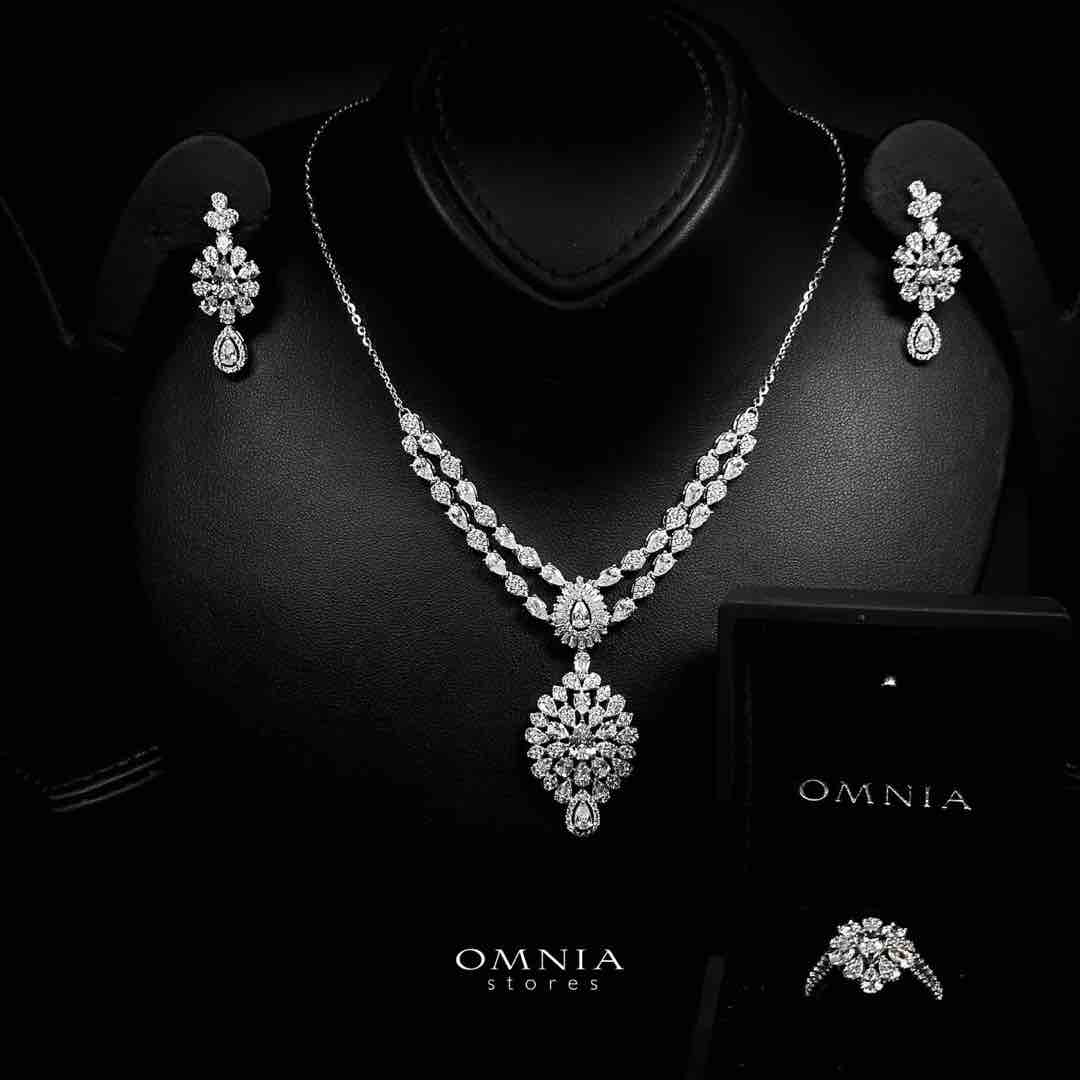 Omnia Muneera White Necklace, Earrings and Ring Set in 925 Silver with High Quality Simulated Diamonds image number null