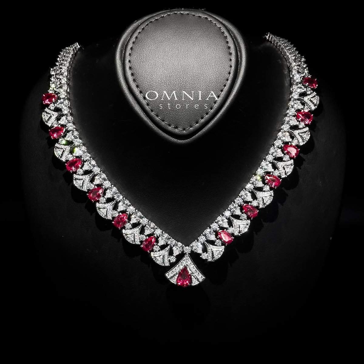 Omnia Elizabeth Maroon &amp; White Luxury Full Jewelry Set (Size 16cm only available in KSA) image number null