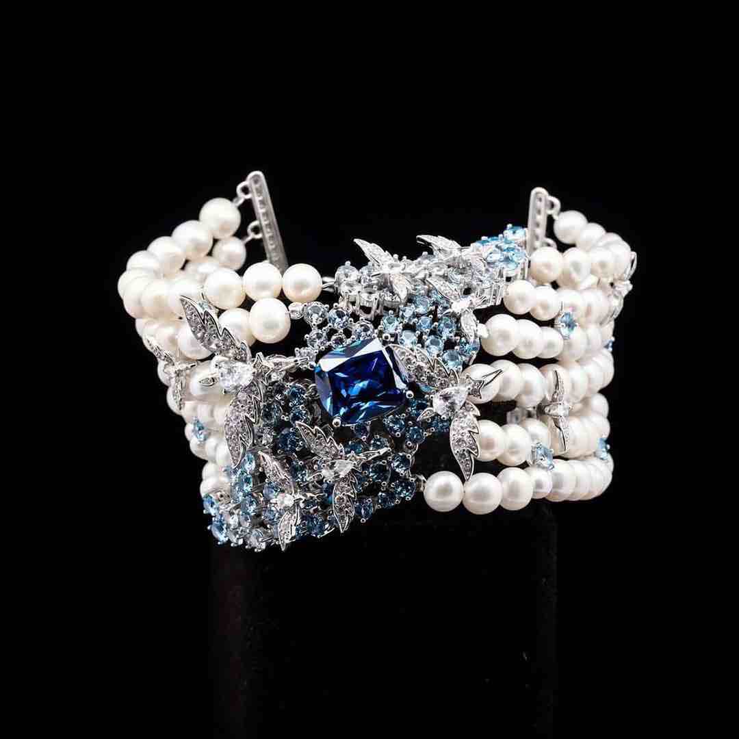 Omnia Blue Butterfly Pearl Bracelet in 92.5 Silver with High Quality Simulated Diamonds image number null
