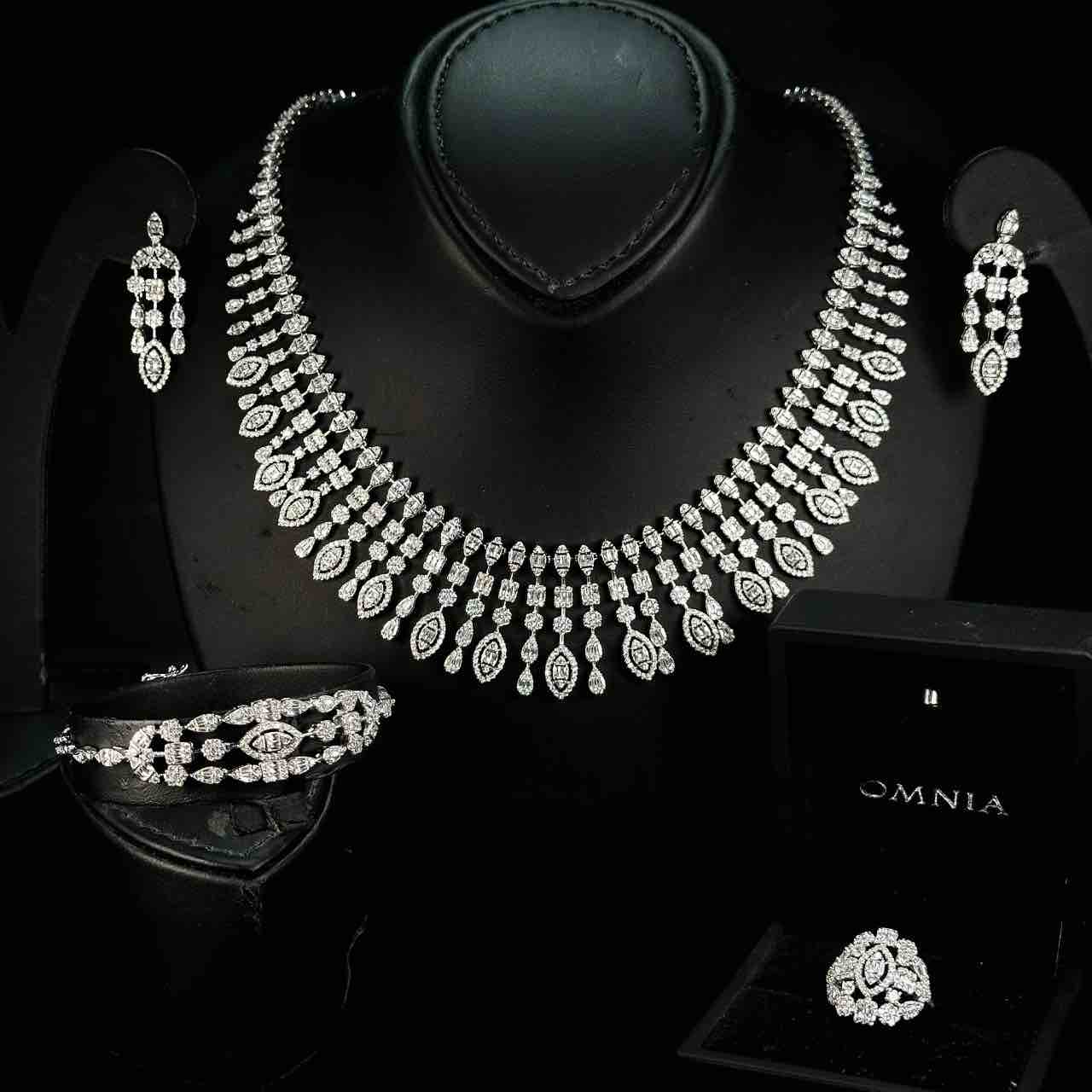 Omnia Hamida White Bridal Full Set in 925 Silver High Quality Simulated Diamonds image number null