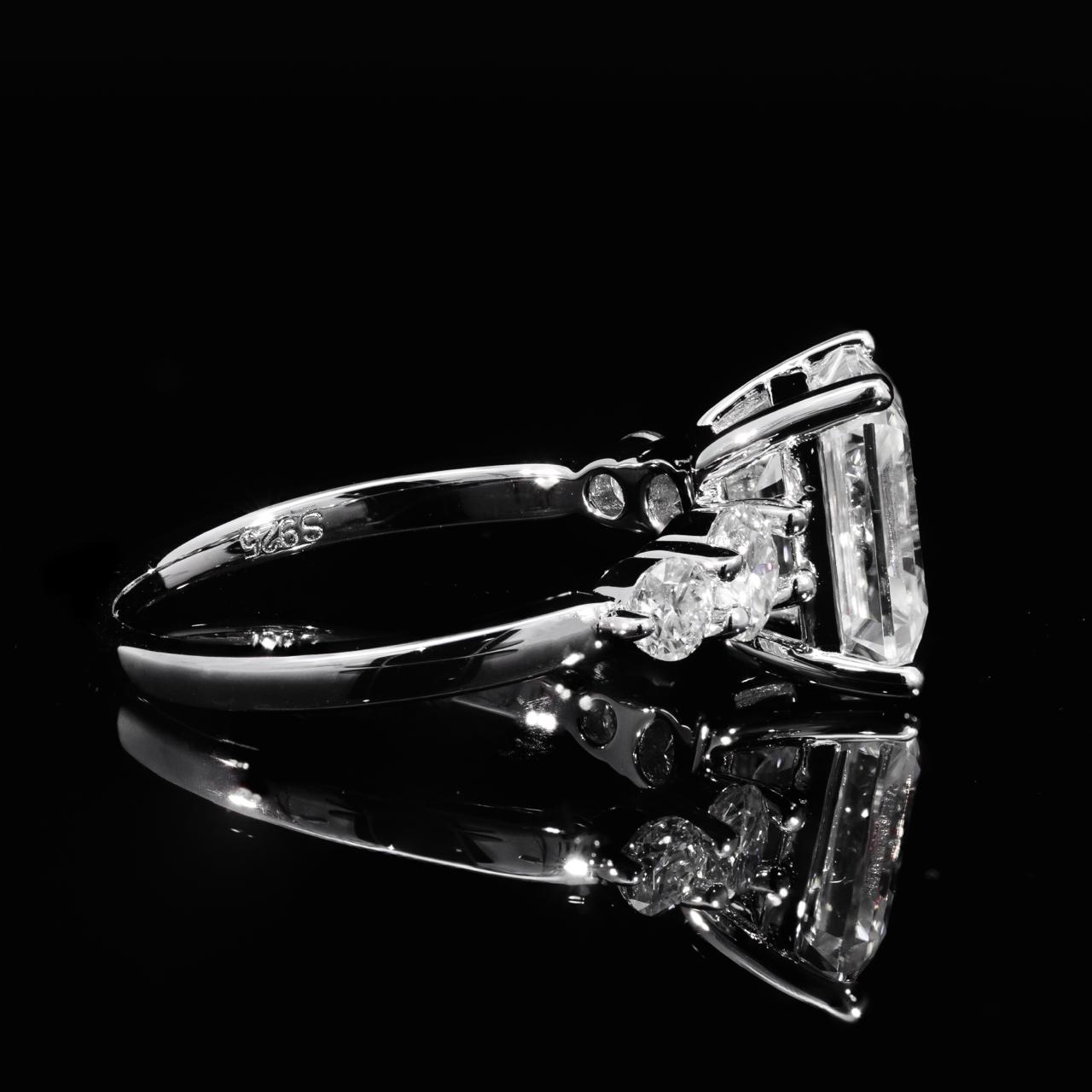 Omnia Nahlah White Ring 925 Silver High Quality GRA Certifited High Quality Moissanite Stone 3CT image number null