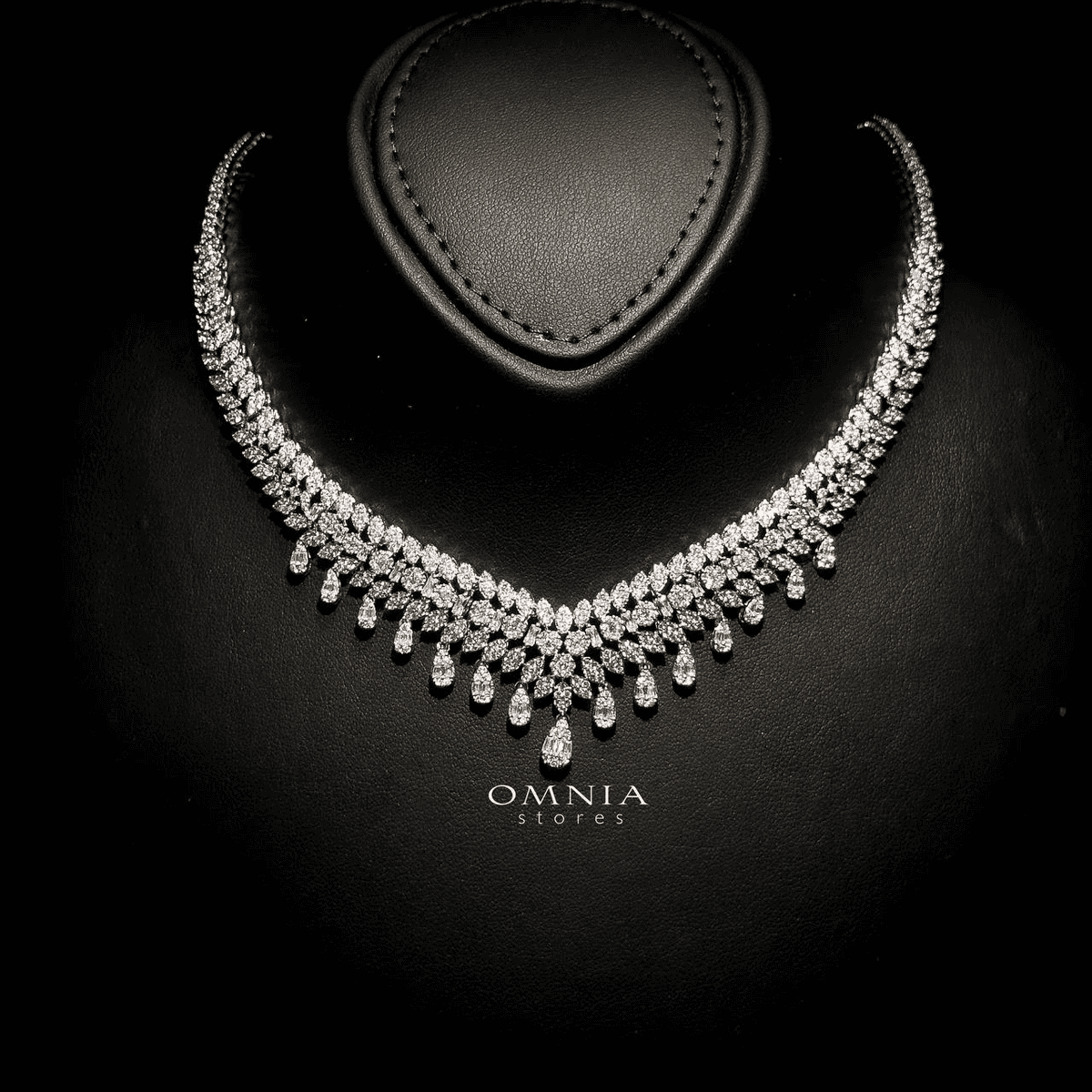 Omnia Sima White Luxury Bridal Full Set in High Quality Zircon Stone Rhodium Plated image number null