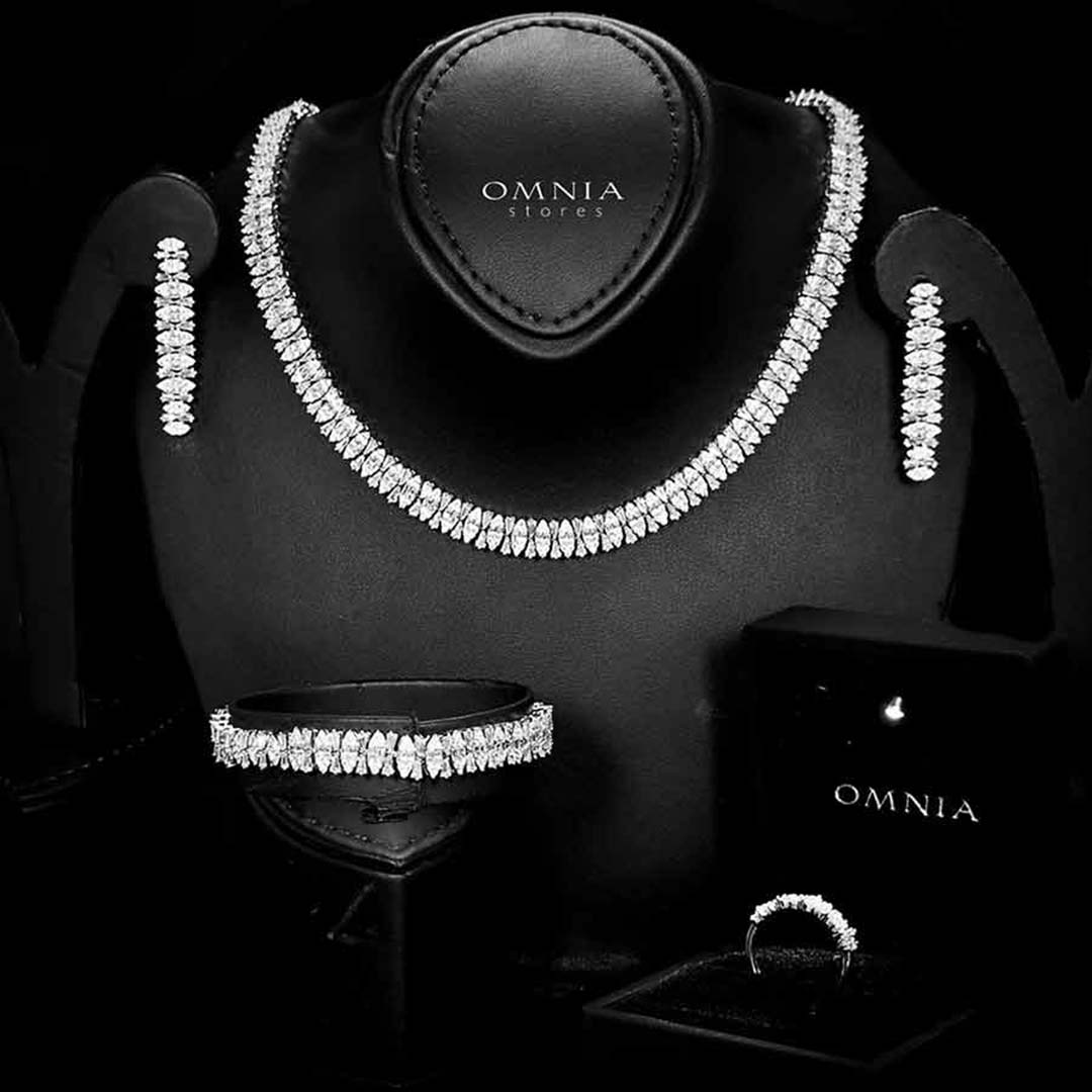 Omnia Manahil Bridal Full Set in High Quality Zircon Stone Rhodium Plated image number null