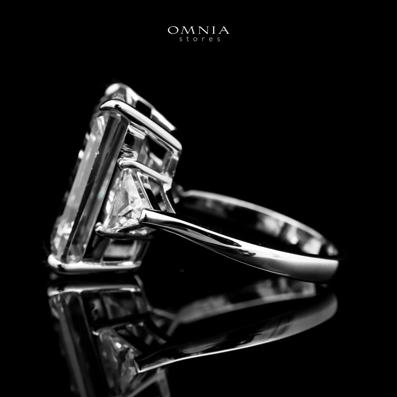 Omnia Darine white Ring 92.5 Silver in High Quality Simulated Diamonds image number null