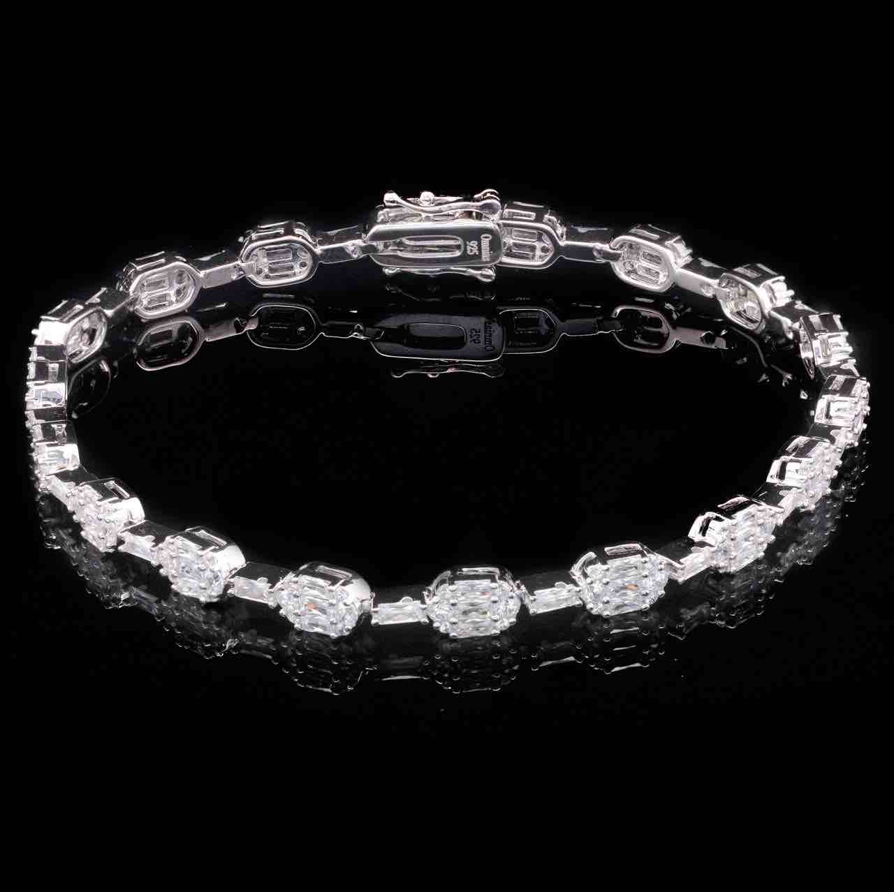 Omnia Hania White Bracelet in 925 Silver with High Quality Simulated Diamonds image number null