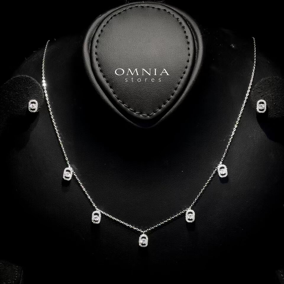 Omnia Yumna White Set in 92.5 Silver with High-Quality Zircon Stones image number null