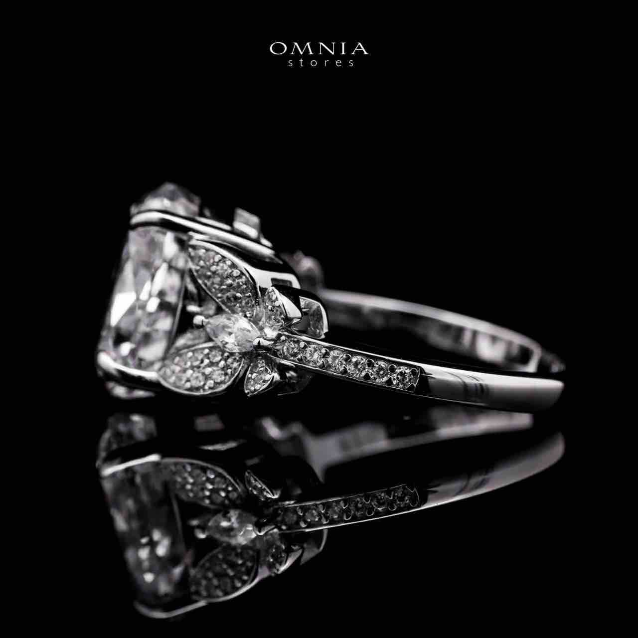 Omnia Maysun Pure White Ring in 925 Silver with High Quality Simulated Diamonds image number null
